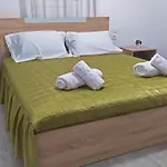 Cozy Ground Floor - Up To 5