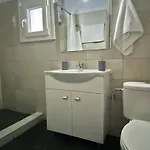 Cozy Ground Floor - Up To 5 Apartamento Agia Triada (Thessaloniki)