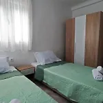 Cozy Ground Floor - Up To 5