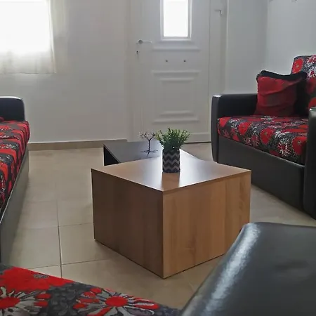 Cozy Ground Floor House Apartment