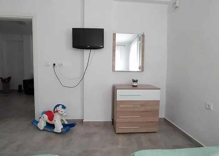 Cozy Ground Floor House