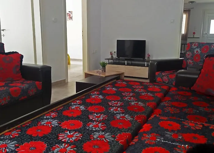 Cozy Ground Floor - Up To 5 公寓 *