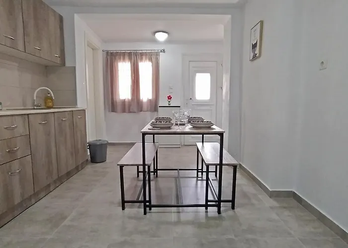 Cozy Ground Floor - Up To 5 * 阿吉亚特拉萨